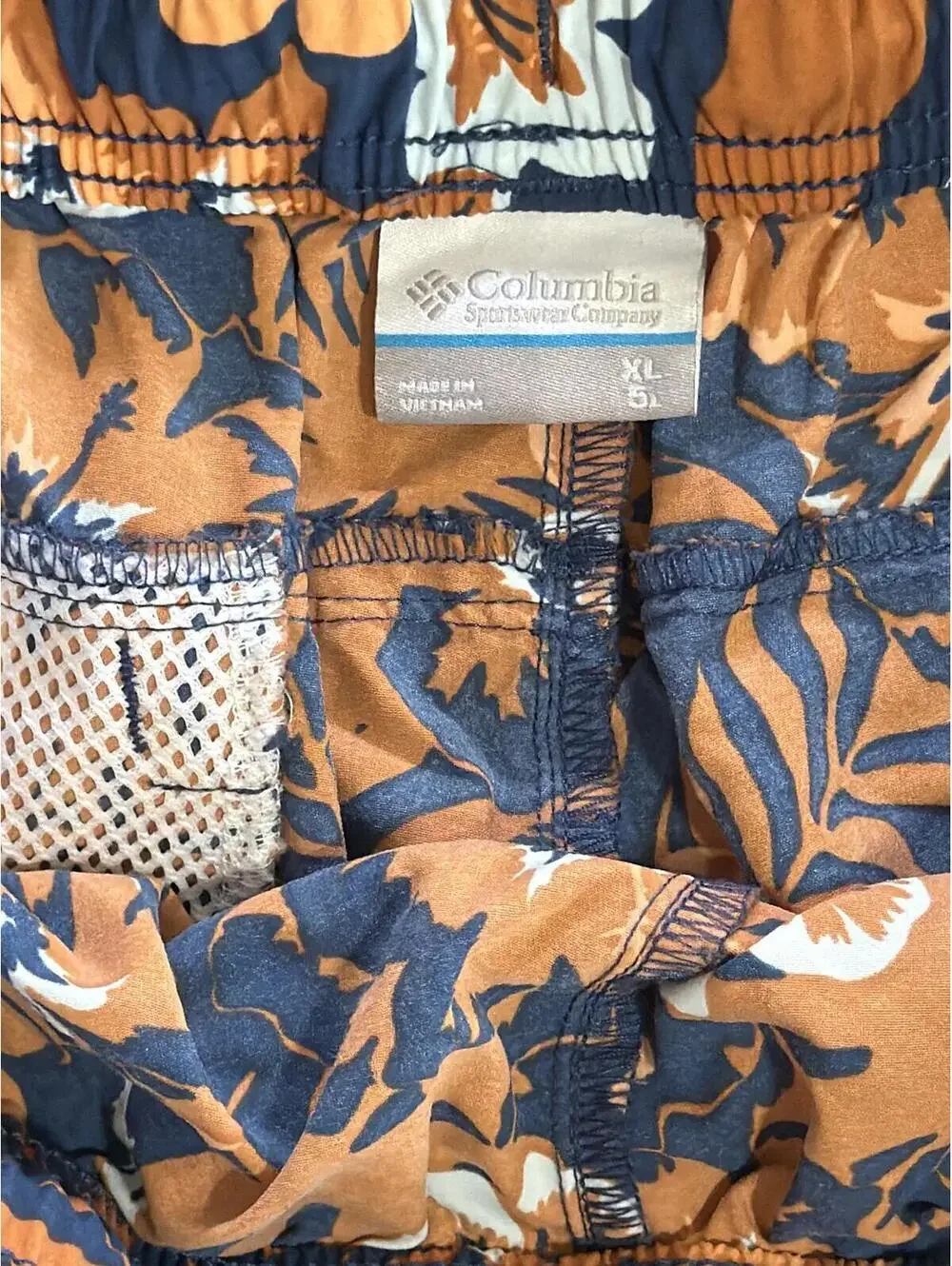 Columbia Men's Floral Print Swim Shorts with Elastic Waistband Pockets - Size XL